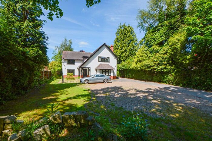 6 Bedroom Detached House For Sale In Spencefield Lane, Evington, Leicester, LE5