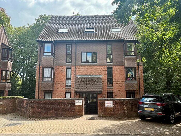 1 Bedroom Flat To Rent In Tremona Court, Tremona Road, Southampton, SO16
