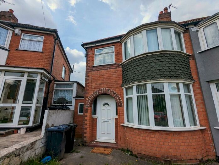 3 Bedroom Semi-Detached House To Rent In The Rise, Great Barr, Birmingham, B42