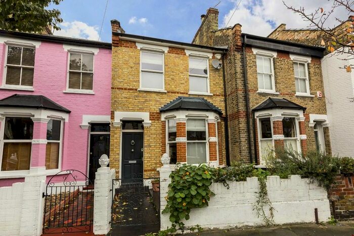 3 Bedroom Terraced House To Rent In Brecon Road, London, W6