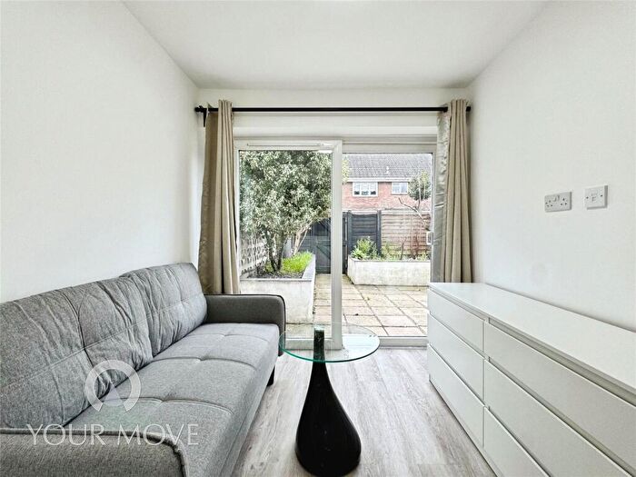 1 Bedroom Property To Rent In Waid Close, Dartford, Kent, DA1