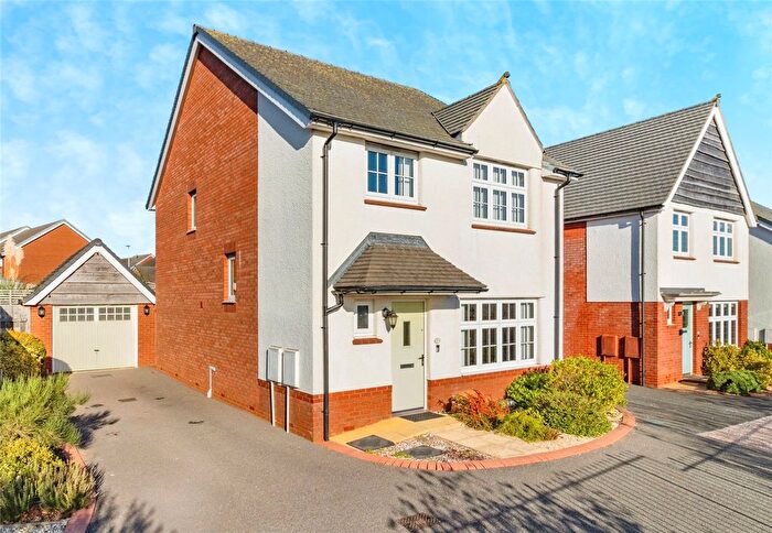 4 Bedroom Detached House For Sale In Kestrel Way, Dawlish, Devon, EX7