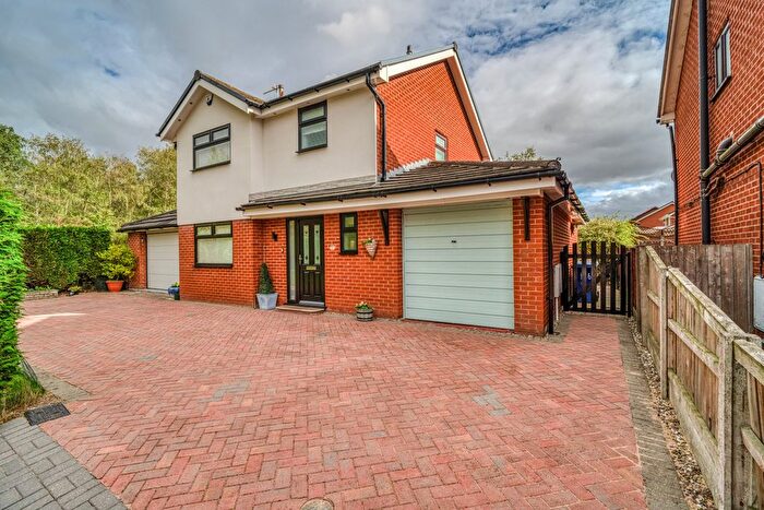 3 Bedroom Detached House For Sale In Brown Street, Wigan, WN2