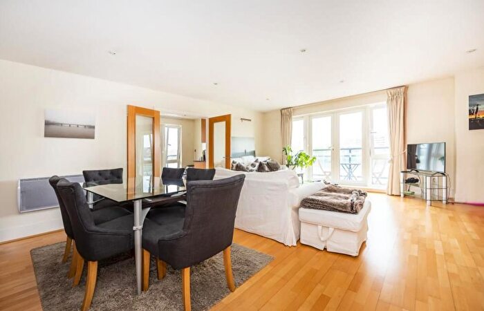 2 Bedroom Property To Rent In Hall Road, St. John's Wood, London, NW8
