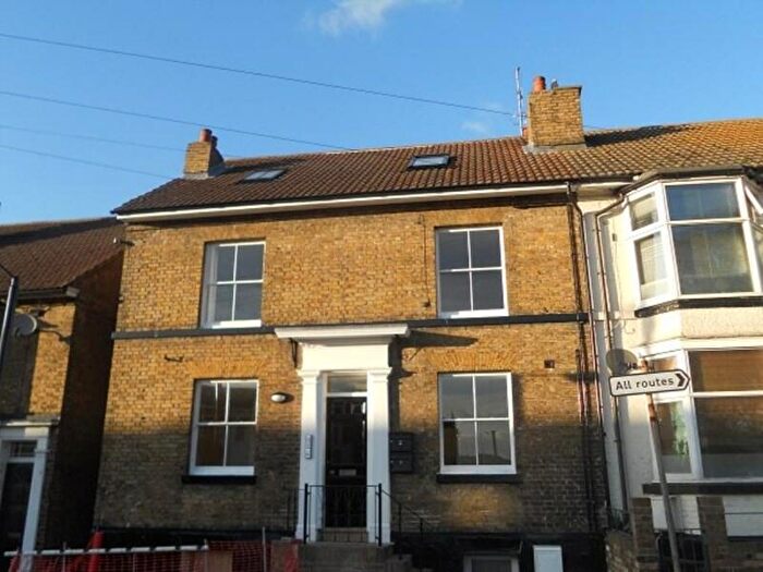 1 Bedroom Flat To Rent In Brewer Street, Maidstone, Kent, ME14