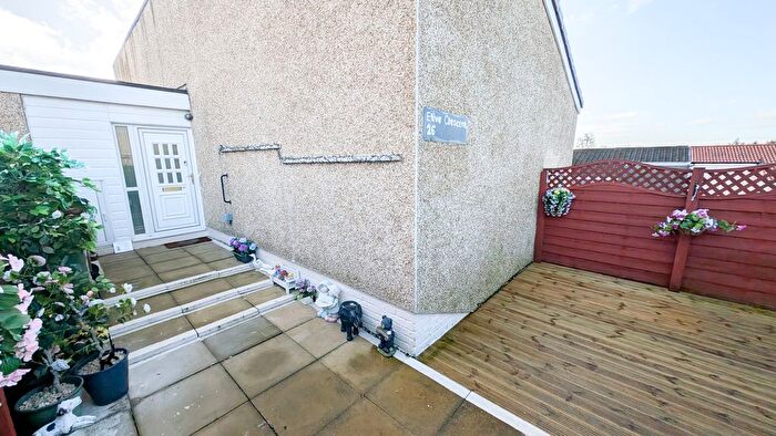2 Bedroom Detached Bungalow For Sale In Etive Crescent, Cumbernauld, G67