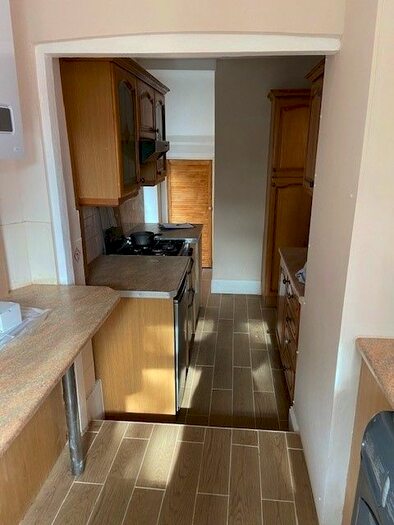 2 Bedroom End Of Terrace House To Rent In Warwick Crescent, Hayes, UB4