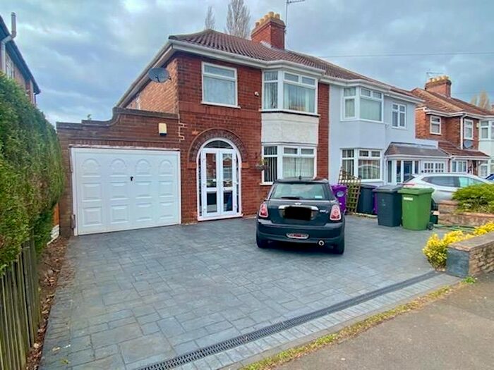 3 Bedroom Property To Rent In Carlton Avenue, Wednesfield, Wolverhampton, WV11