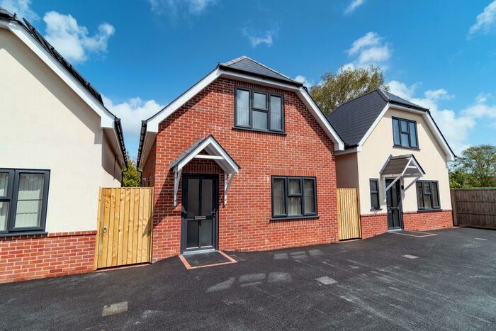 3 Bedroom House To Rent In Cynthia Road, Poole, BH12