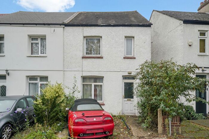 3 Bedroom Semi-detached House For Sale In Wembley, HA0