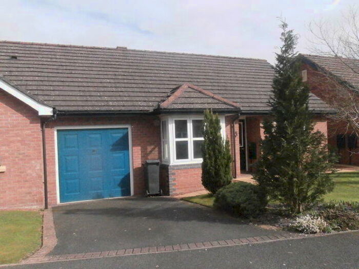2 Bedroom Bungalow To Rent In Pennine View, Carlisle, CA1