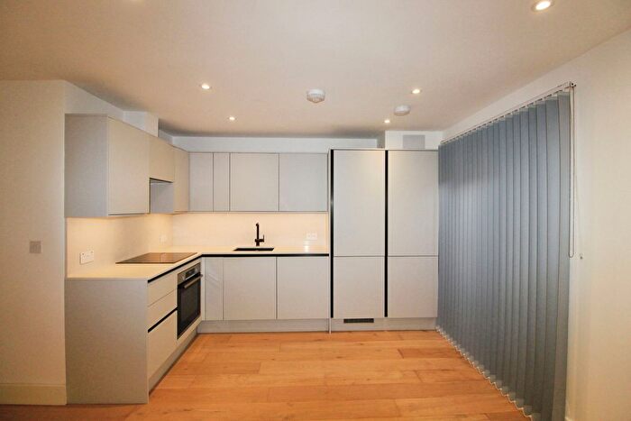1 Bedroom Flat To Rent In Solar Court, Windmill Place, Southall, UB2