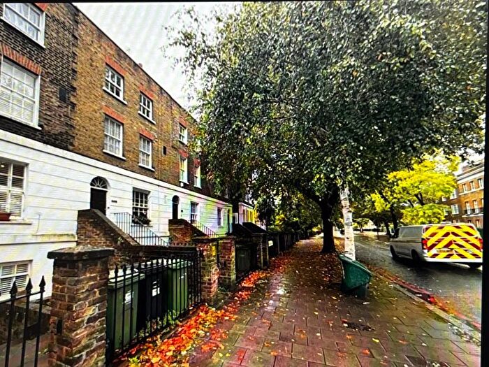 3 Bedroom Property To Rent In Kennington Lane, London, SE11