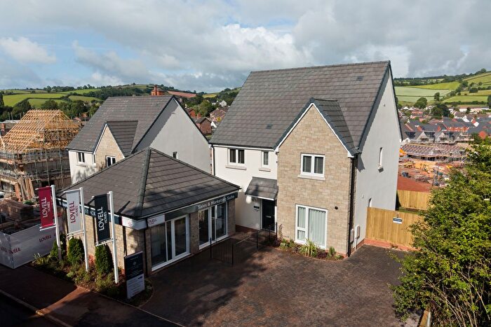 4 Bedroom Detached House For Sale In Ford Road, Wiveliscombe, TA4