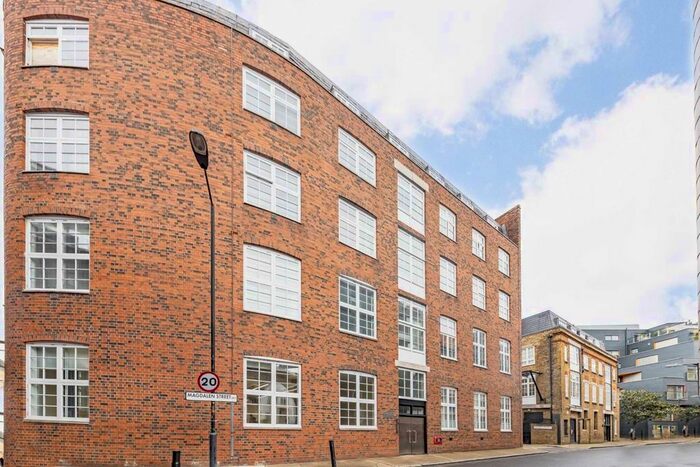 2 Bedroom Flat To Rent In Oxford Drive, London, SE1