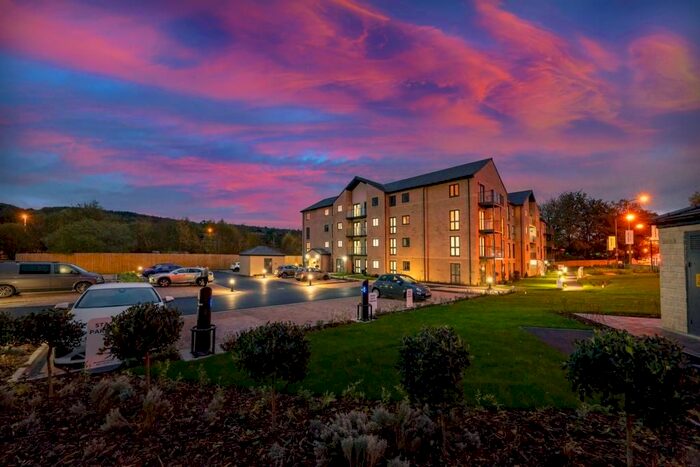 2 Bedroom Flat To Rent In Keighley Road, Bingley, BD16