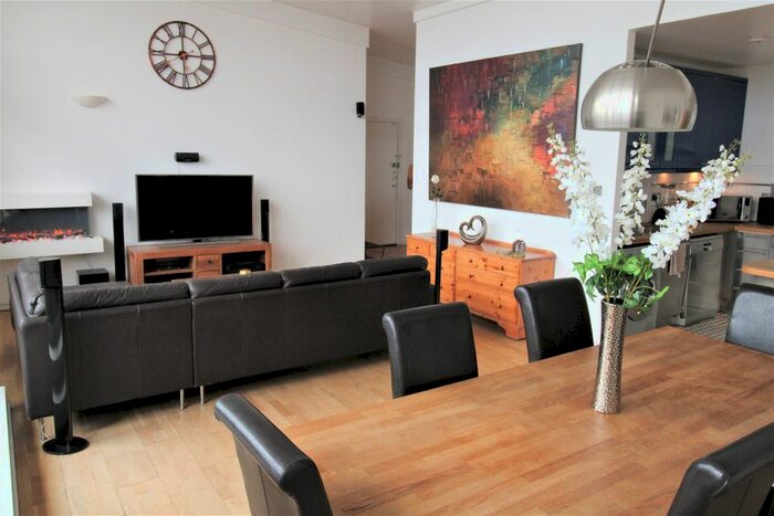 2 Bedroom Flat To Rent In Spectacle Works, Jedburgh Road, Plaistow, E13