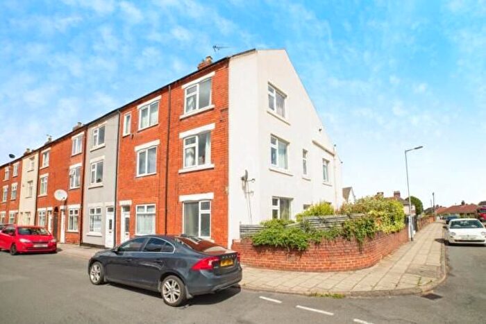 4 Bedroom End Terrace House To Rent In Silk Street, Sutton-In-Ashfield, NG17