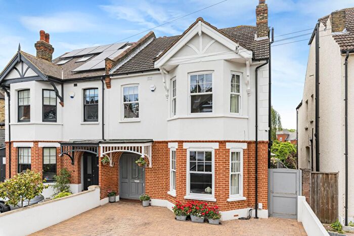 5 Bedroom Semi-Detached House For Sale In Minster Road, Bromley, BR1