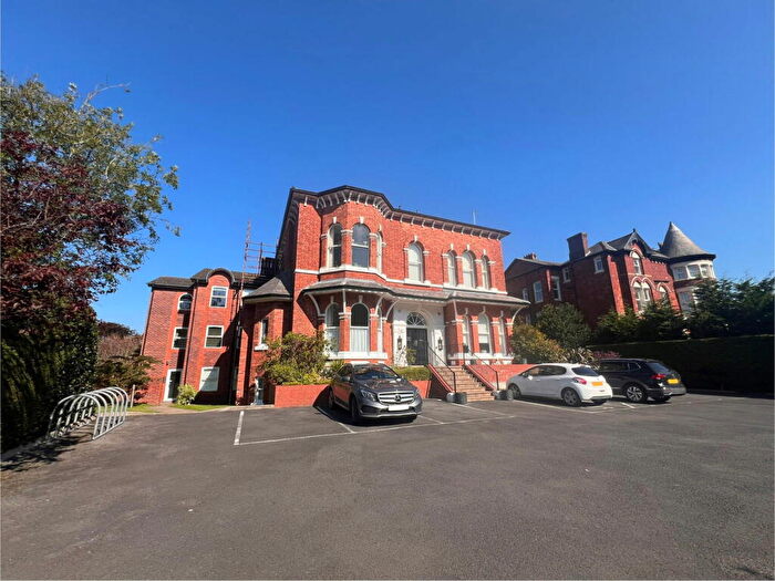 1 Bedroom Flat To Rent In Park Crescent, Southport, PR9