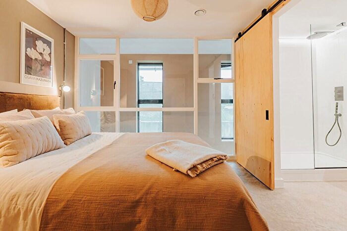 2 Bedroom Duplex For Sale In Climate Innovation District, LS10
