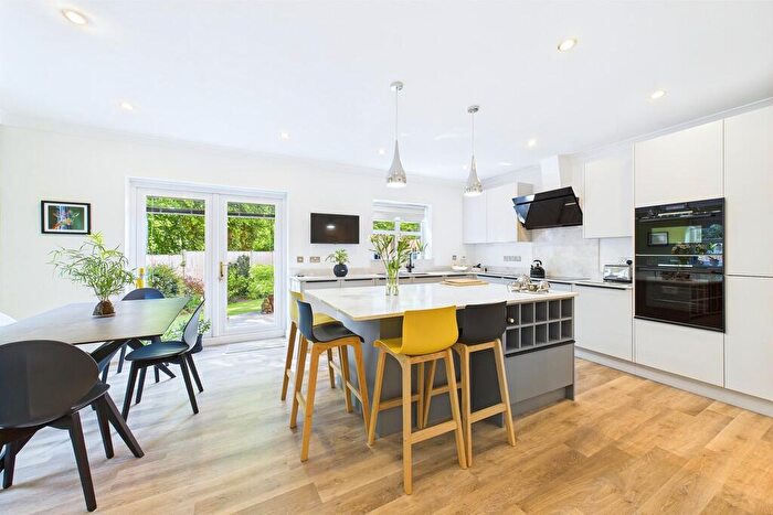 4 Bedroom Town House For Sale In Greenside, Cottam, PR4