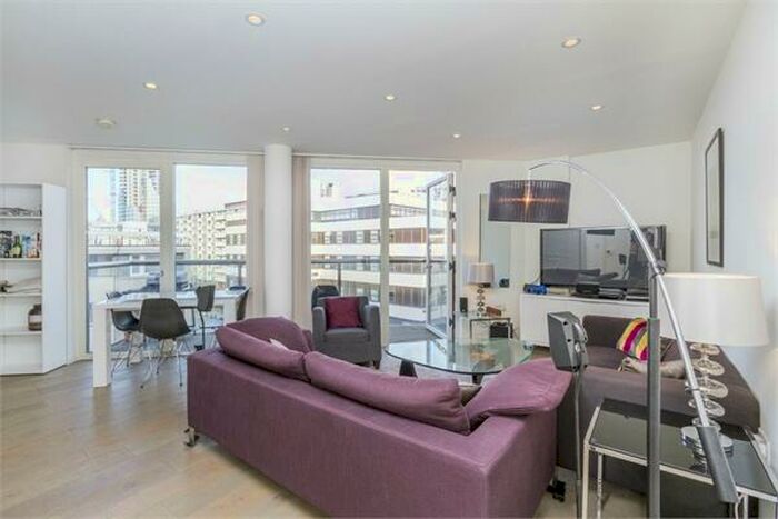 3 Bedroom Flat To Rent In Worcester Point, Central Street, London, EC1V
