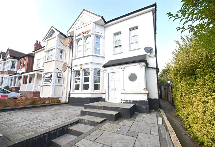 1 Bedroom Flat To Rent In Vivian Avenue, Hendon, London, NW4