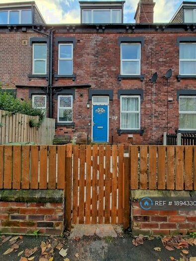 2 Bedroom Terraced House To Rent In Moor Road, Hunslet, Leeds, LS10