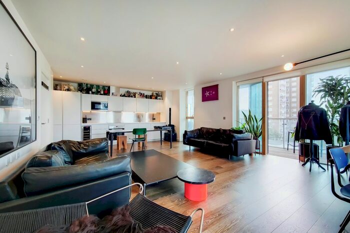 2 Bedroom Flat For Sale In Albert Road, Queens Park, London, NW6