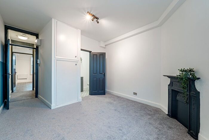 1 Bedroom Flat To Rent In North Street, Rugby, CV21