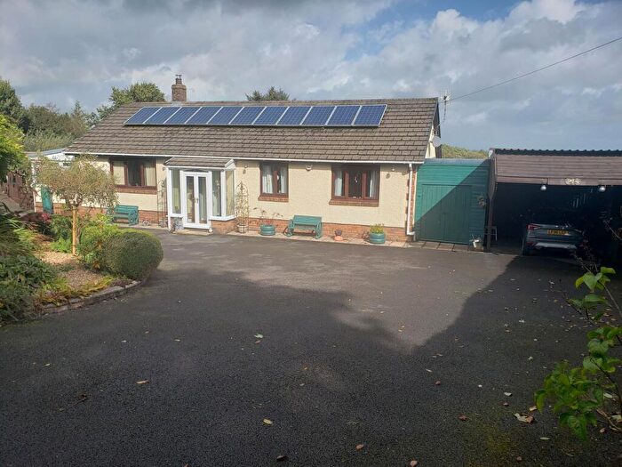 6 Bedroom Detached Bungalow For Sale In Llandysul, SA44