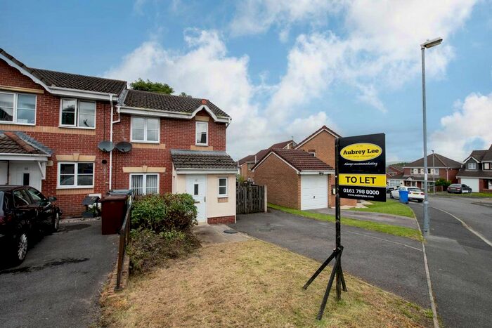 3 Bedroom Semi-Detached House To Rent In Greendale Drive, Radcliffe, M26