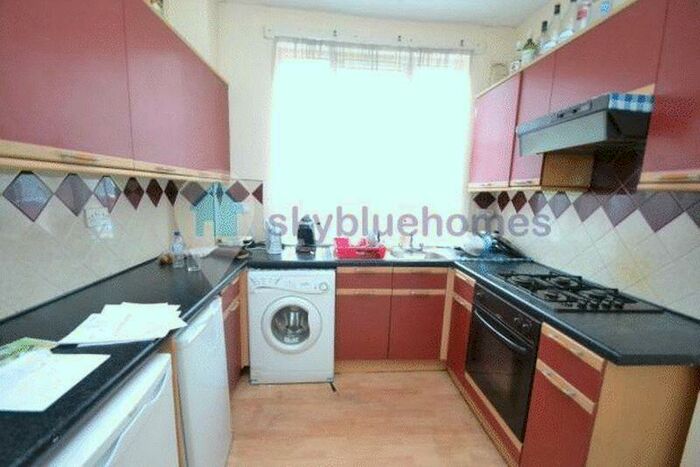 2 Bedroom Flat To Rent In Beckingham Road, Leicester, LE2