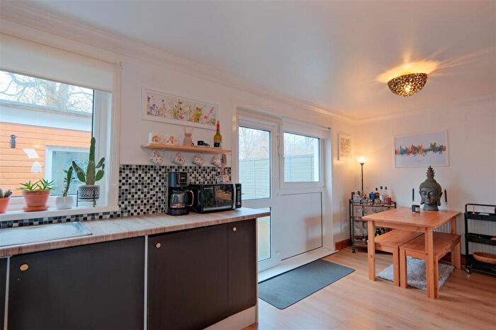 2 Bedroom Terraced House For Sale In Ennisfree Road, Blantyre, G72