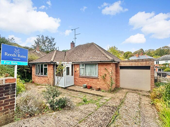 2 Bedroom Bungalow For Sale In Bybrook Way, Sandgate, Folkestone, Kent, CT20
