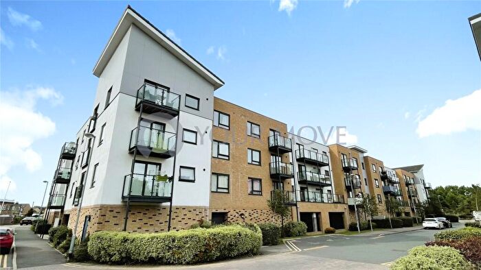 2 Bedroom Flat To Rent In Creek Mill Way, Dartford, DA1