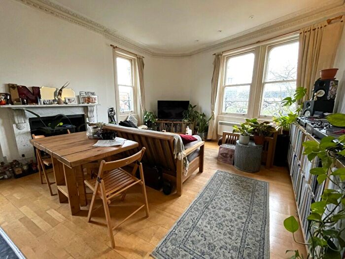 1 Bedroom Flat To Rent In Bridport Place, London, N1