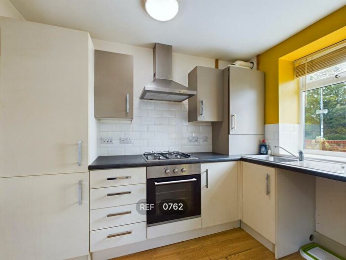 1 Bedroom Apartment To Rent In Reindeer Court, Southcoates Lane, HU9