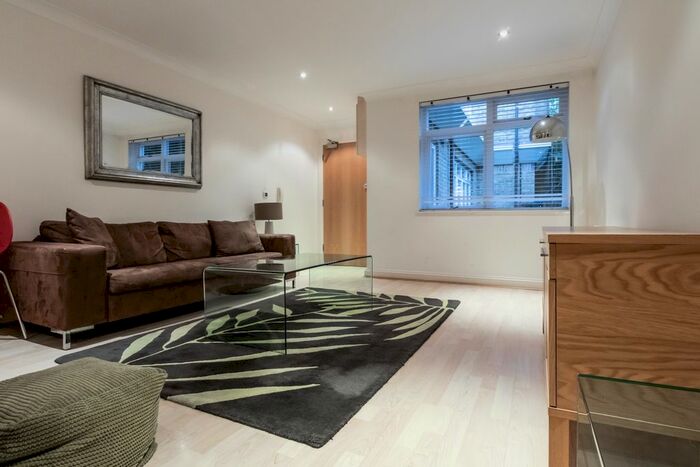 1 Bedroom Flat To Rent In Kew Gardens Road, Richmond, TW9