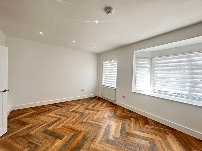 2 Bedroom Flat To Rent In Greenford Road, Greenford, UB6