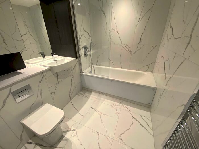 2 Bedroom Flat To Rent In West Timber Yard, Hurst Street, Birmingham, B5