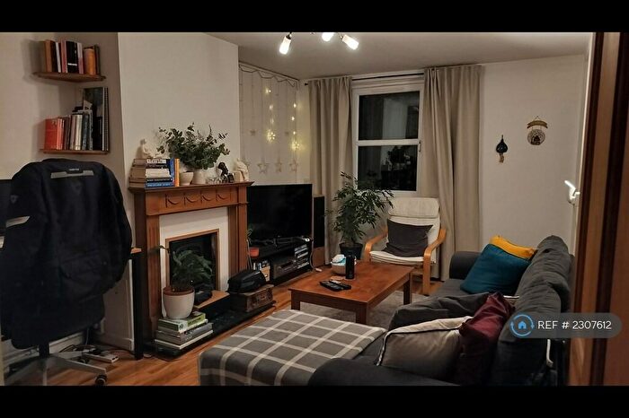 1 Bedroom Flat To Rent In Fletcher Path, London, SE8