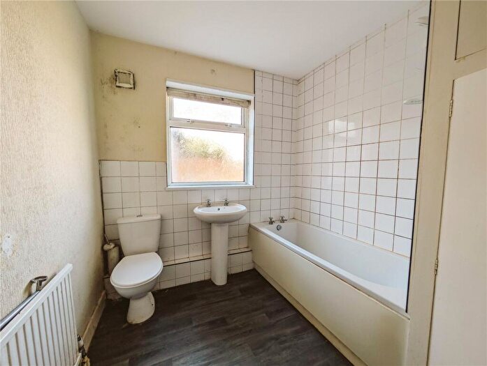 2 Bedroom Semi-Detached House For Sale In Grantham Road, Southport, Merseyside, PR8