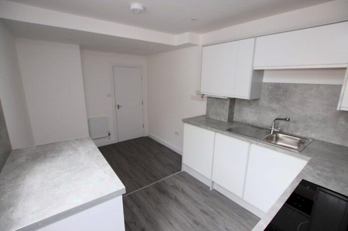 1 Bedroom Flat To Rent In St Johns Hill, Reading, RG1