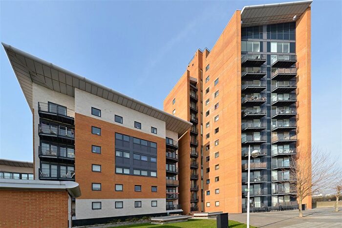 2 Bedroom Flat To Rent In Hull Place, London, E16