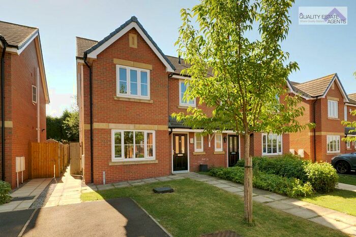 4 Bedroom Detached House To Rent In Copper Close, Kidsgrove, Stoke-On-Trent, ST7