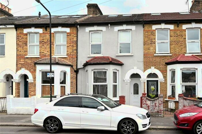 5 Bedroom Terraced House To Rent In Buxton Road, Walthamstow, London, E17