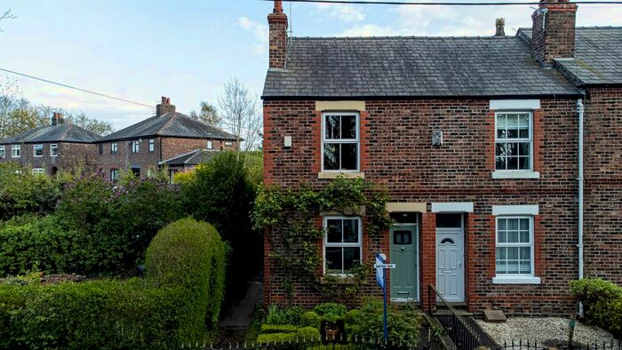 2 Bedroom End Of Terrace House For Sale In Runcorn Road, Moore, Warrington, WA4