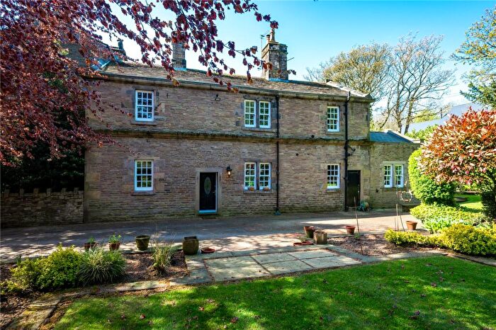 3 Bedroom Semi-Detached House For Sale In Ox Hey Lane, Lostock, Bolton, Greater Manchester, BL6